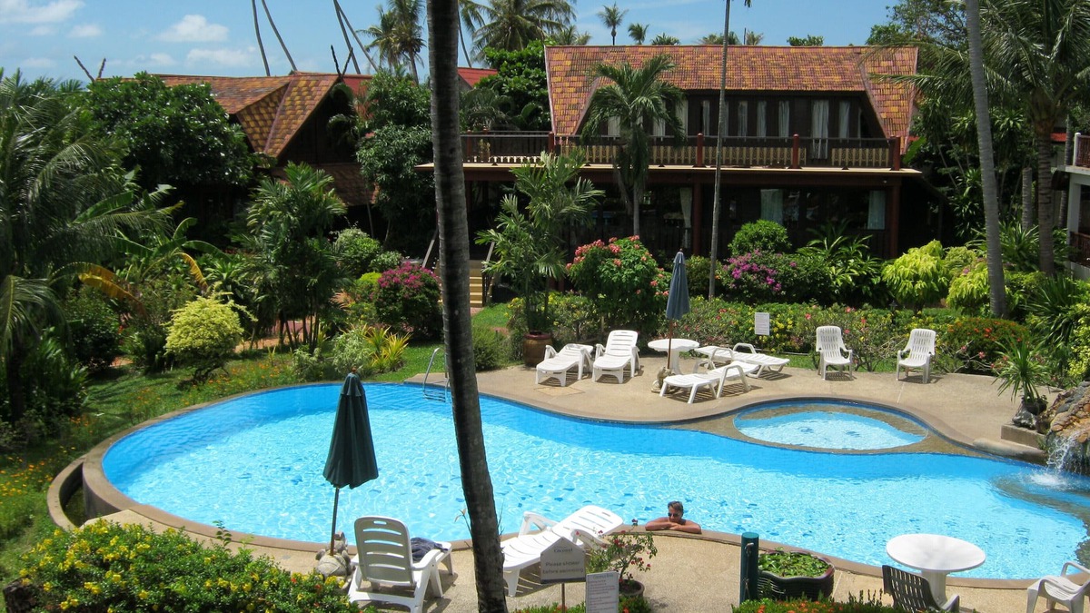 Bang Po Villa | Traditional Thai Style Beach Villa