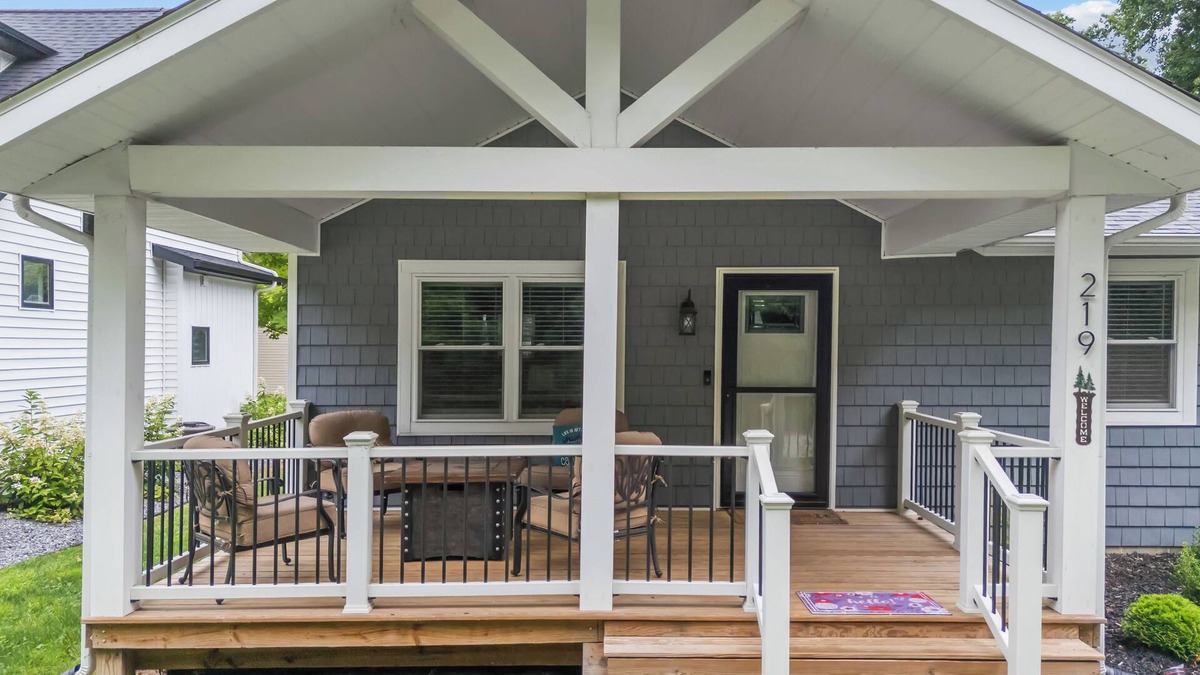 Winona Lake House | Trail Side in the Heart of Winona Lake