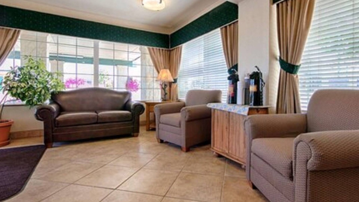 Alturas Hotel | Trailside Inn