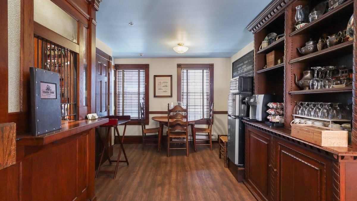 Palmer Bed & Breakfast | Trainmasters Inn