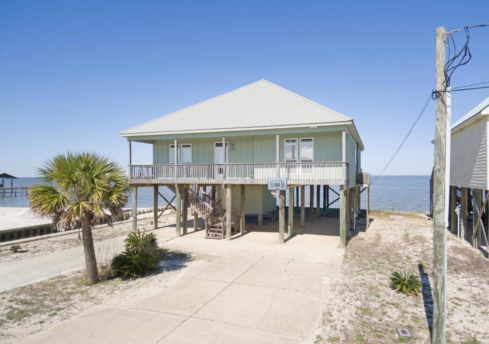 Silver Cay House | TraMarLis - Bright and Airy Bayfront home, Enjoy unobstructed views and amazing fishing! home