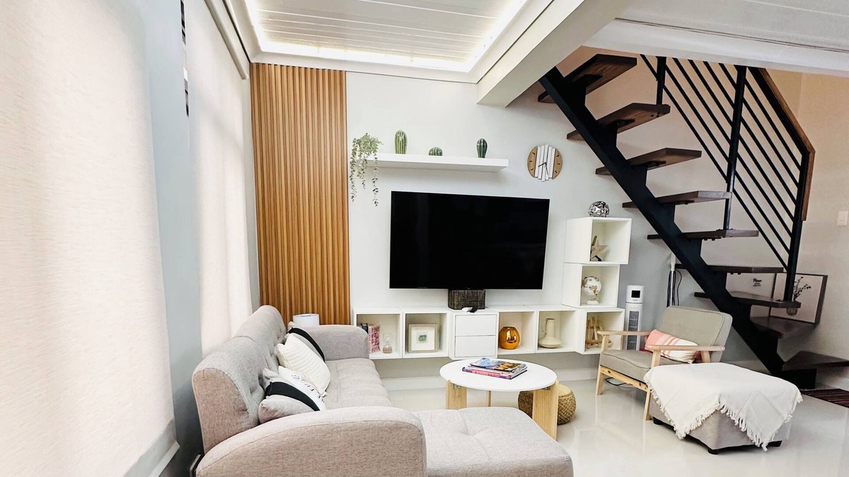 CSJDM House | Tranquil 2-bedroom house in San Jose Del Monte with WiFi, 3ACs, Netflix