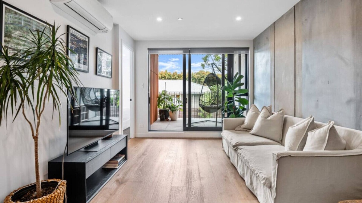 Point Chevalier Apartment | Tranquil 2 Bd Apt with AC, WIFI, & 10min from CBD