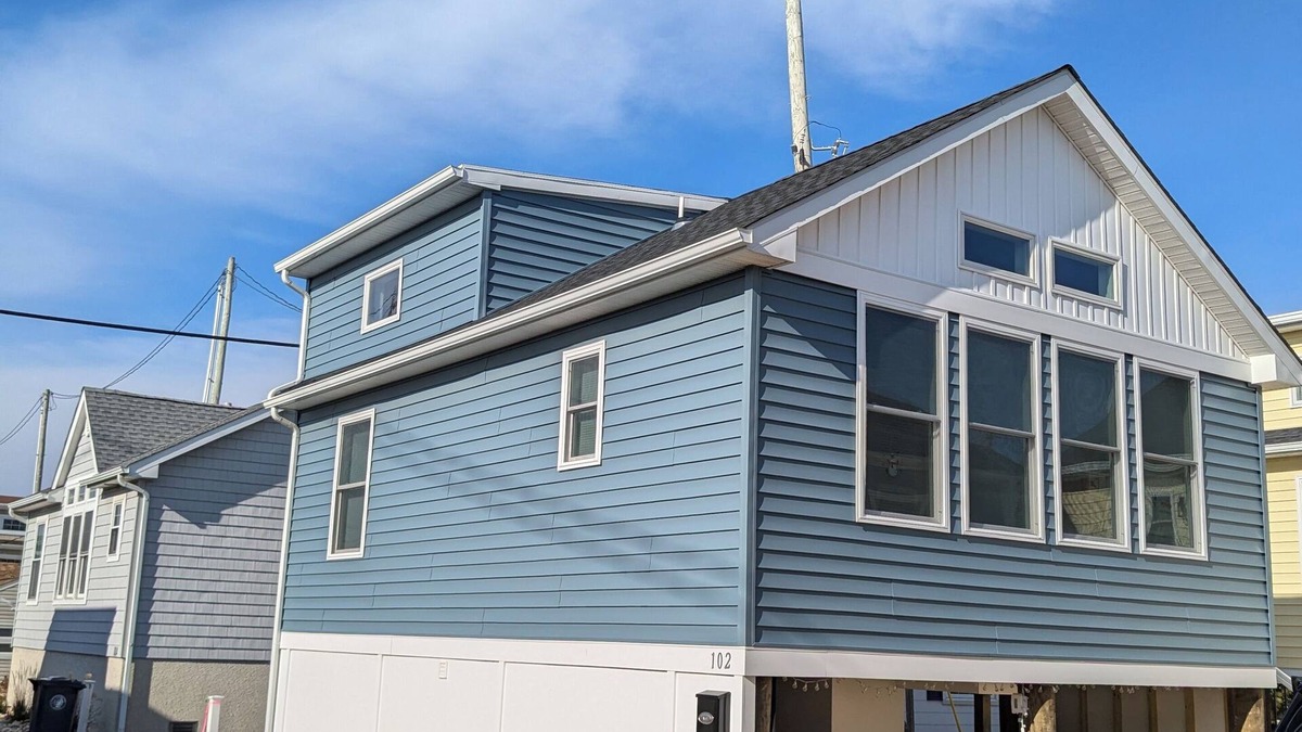 Ocean Beach III House | Tranquil 2-bedroom bungalow in OB2 Lavallette with AC, WiFi