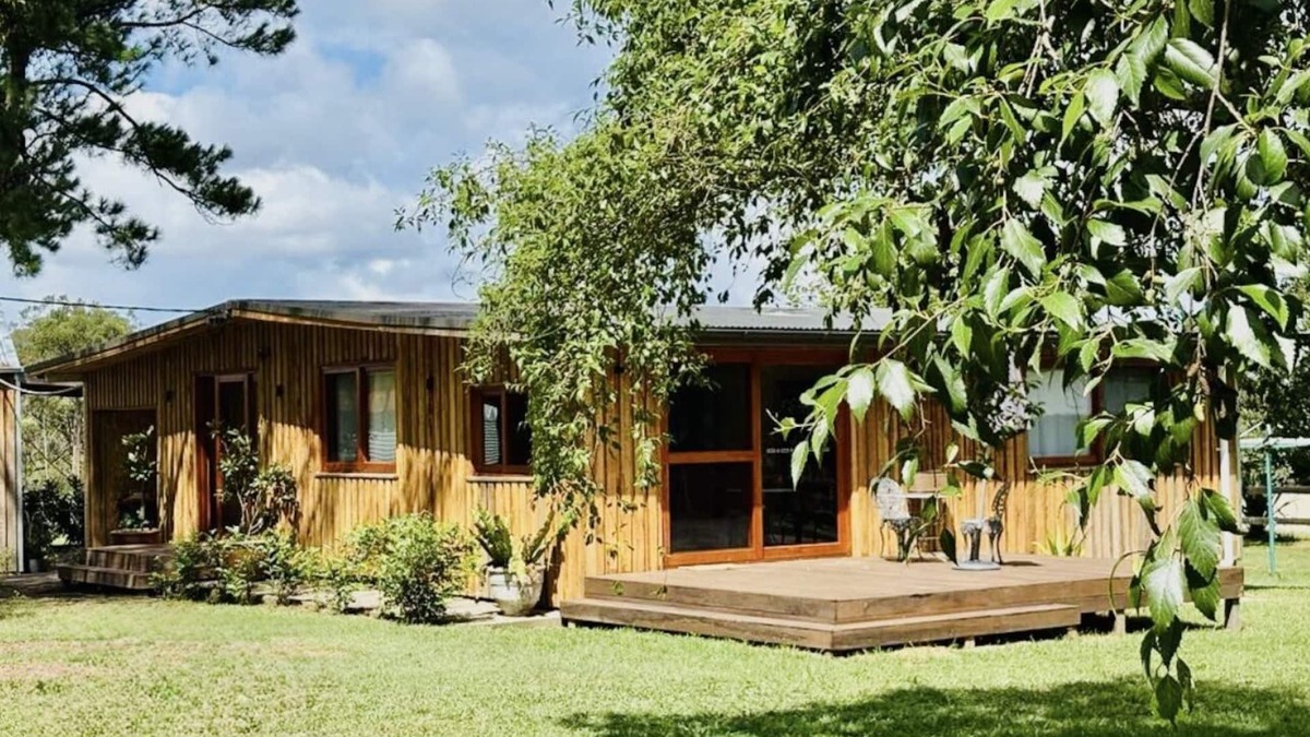 Somersby Cottage | Tranquil 3-bedroom cottage in Somersby