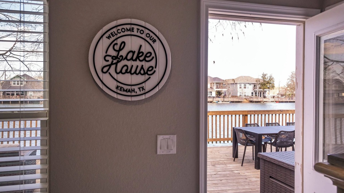 Clear Lake Shores House | Tranquil 3-bedroom house with dock in Kemah