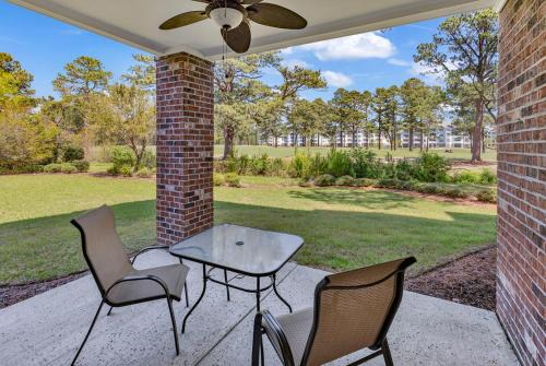 Central Myrtle Beach Apartment | Tranquil 3BR Condo in Magnolia Pointe near Myrtlewood Golf Resort