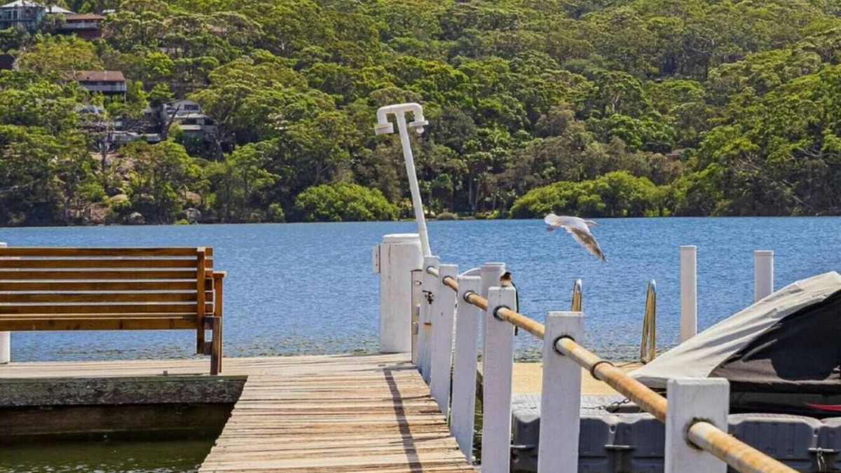 Woy Woy House | Tranquil Abode with Spa & Jetty