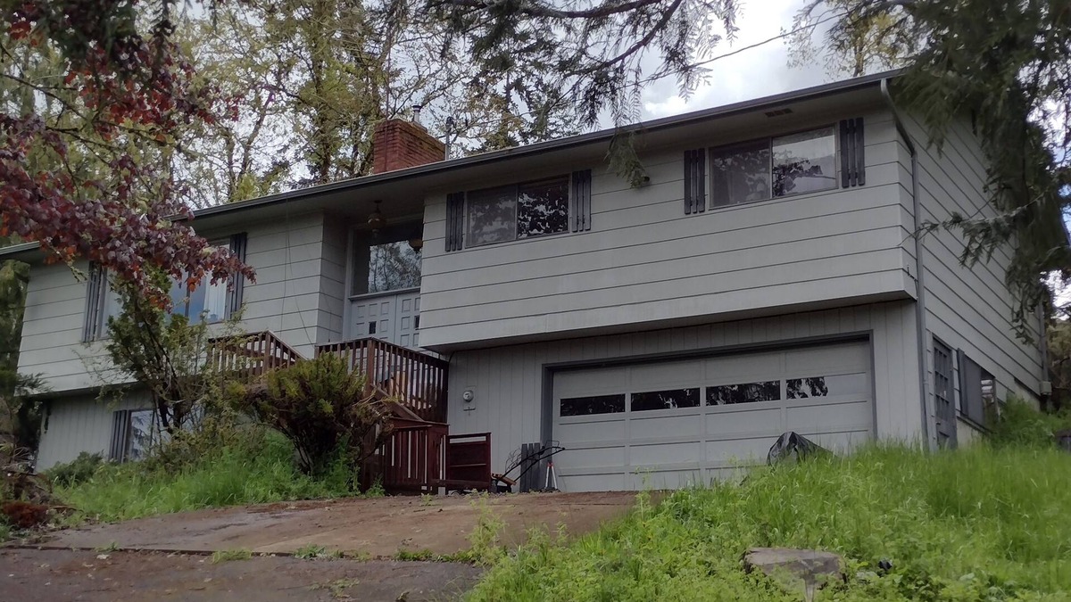 Eugene House | Tranquil air-conditioned Guest Suite in charming Eugene country-side