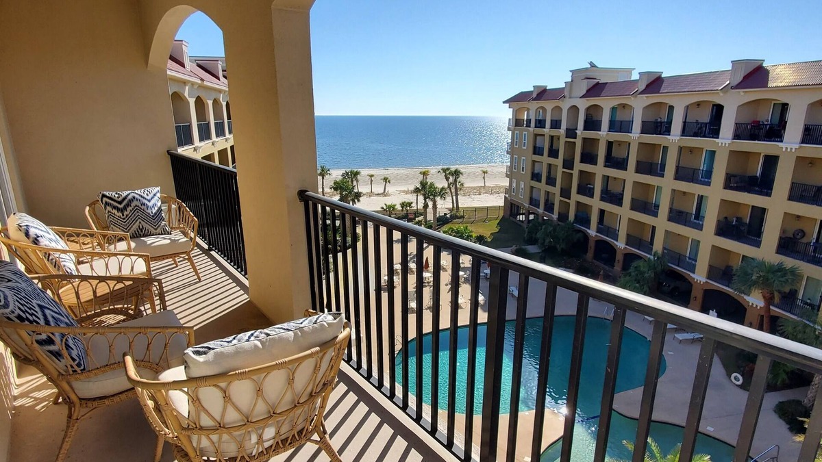 Henderson Point Condo | Tranquil and freshly decorated; on secluded beach-minutes to Bay St. Louis!