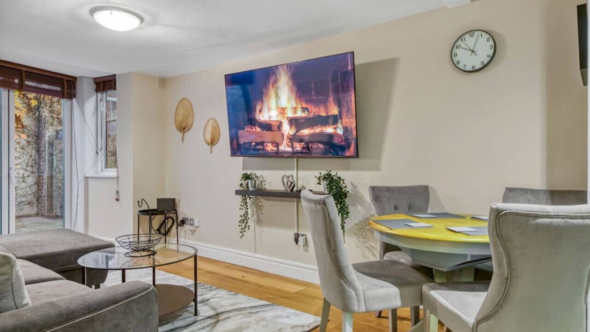 Waterloo Apartment | Tranquil Apartment Southwark