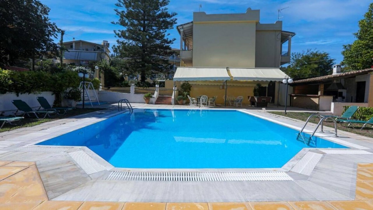 Gouvia Apartment | Tranquil apartments Corfu maisonette No2