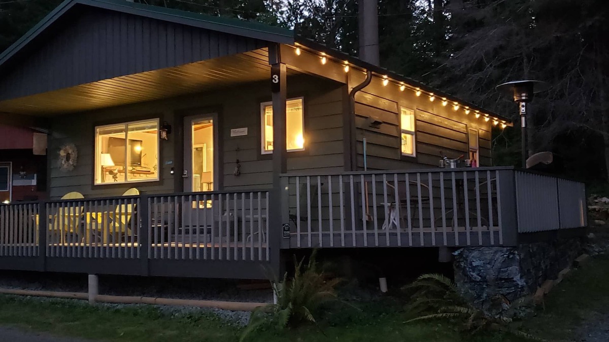 Regional District of Nanaimo Cottage | Tranquil Cottage in Bowser. Beautiful ocean views.