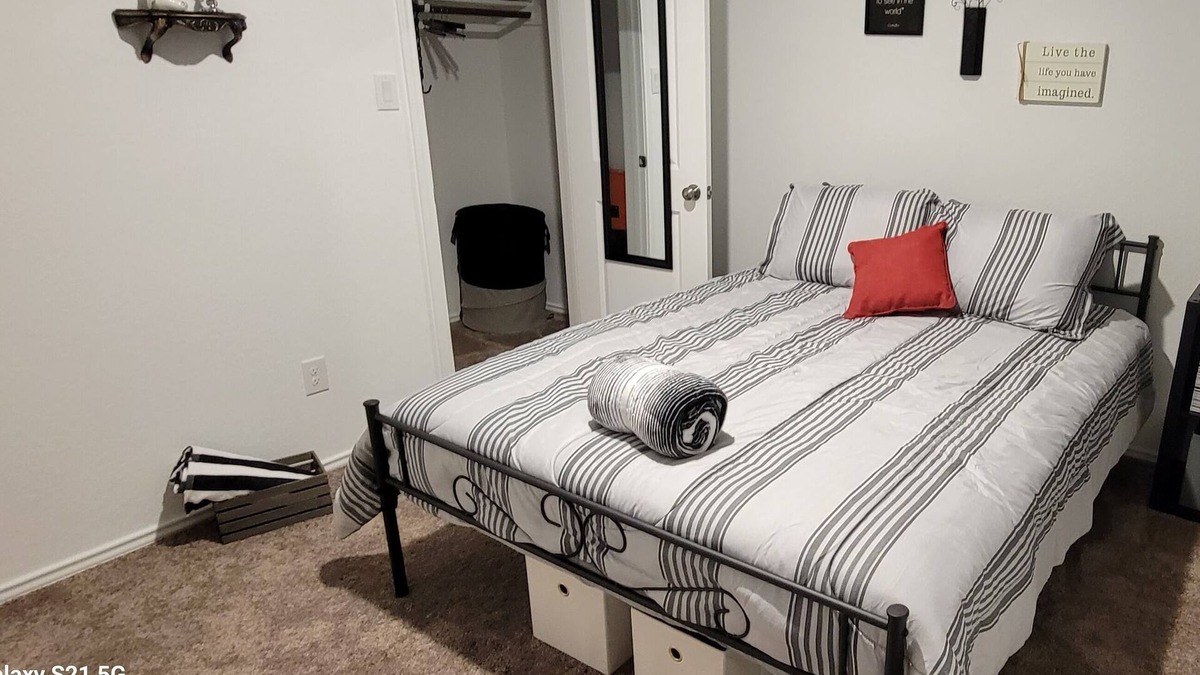 Southside House | Tranquil country living within minutes of the city.