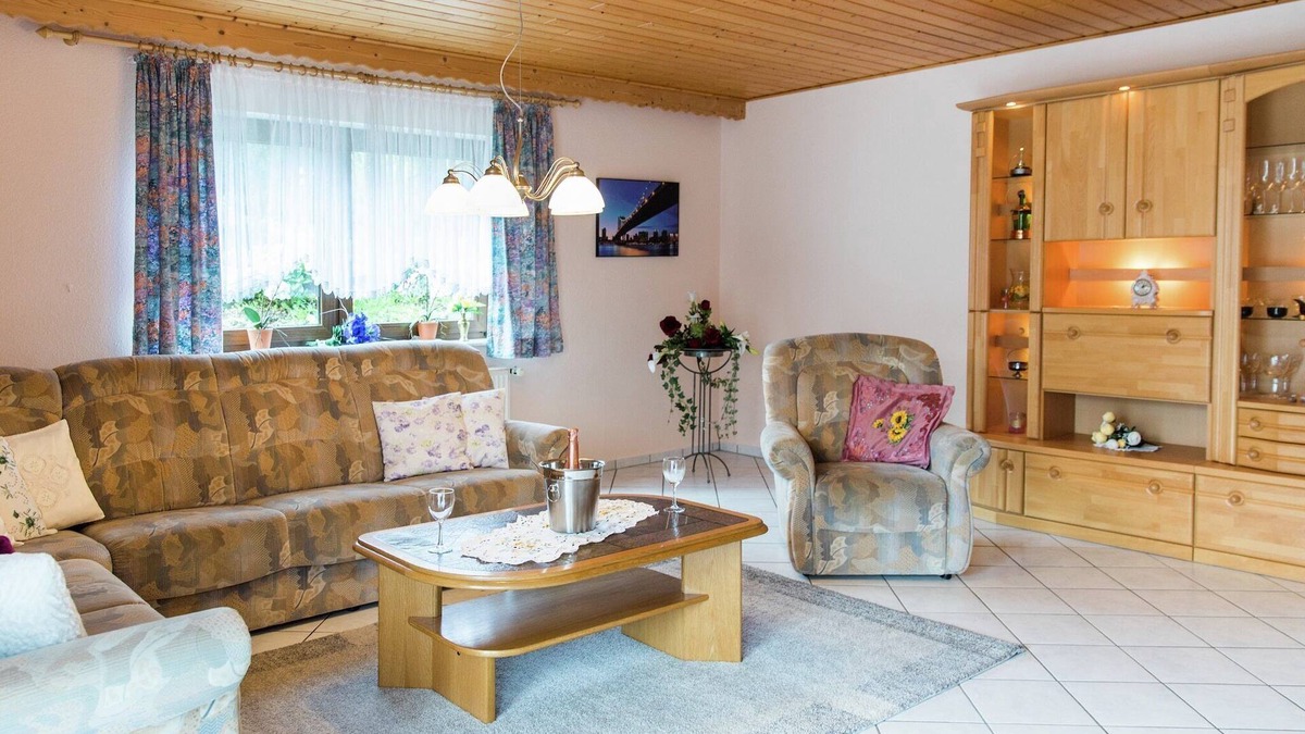 Lirstal Villa | Tranquil Eifel Hideaway