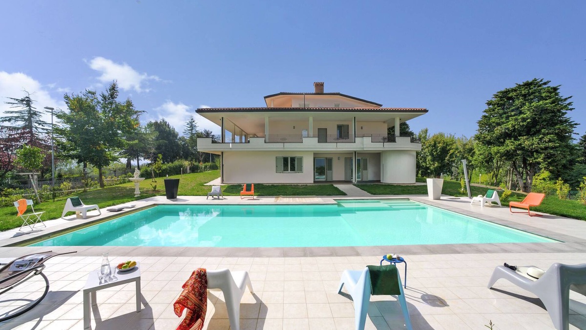 Tavullia Apartment | Tranquil Escape in Tavullia