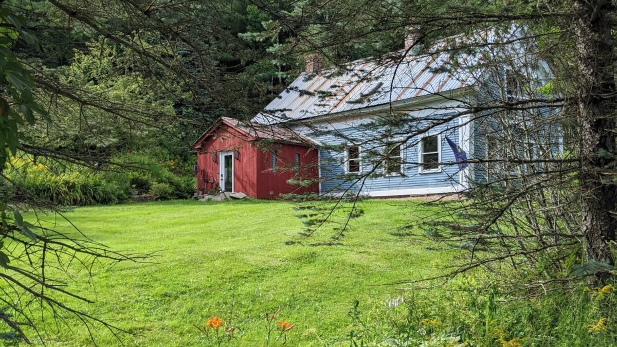 Eastern Vermont Other | Tranquil farmhouse in charming Lake Elmore. Swim, Hike, Bike and Ski
