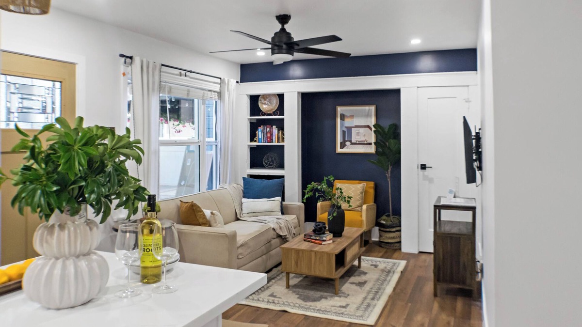 Willmore Apartment | Tranquil & Full Equipped Apartment close to Convention Center with Parking