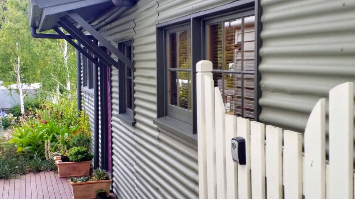 South Hobart House | Tranquil Garden Cottage - South Hobart