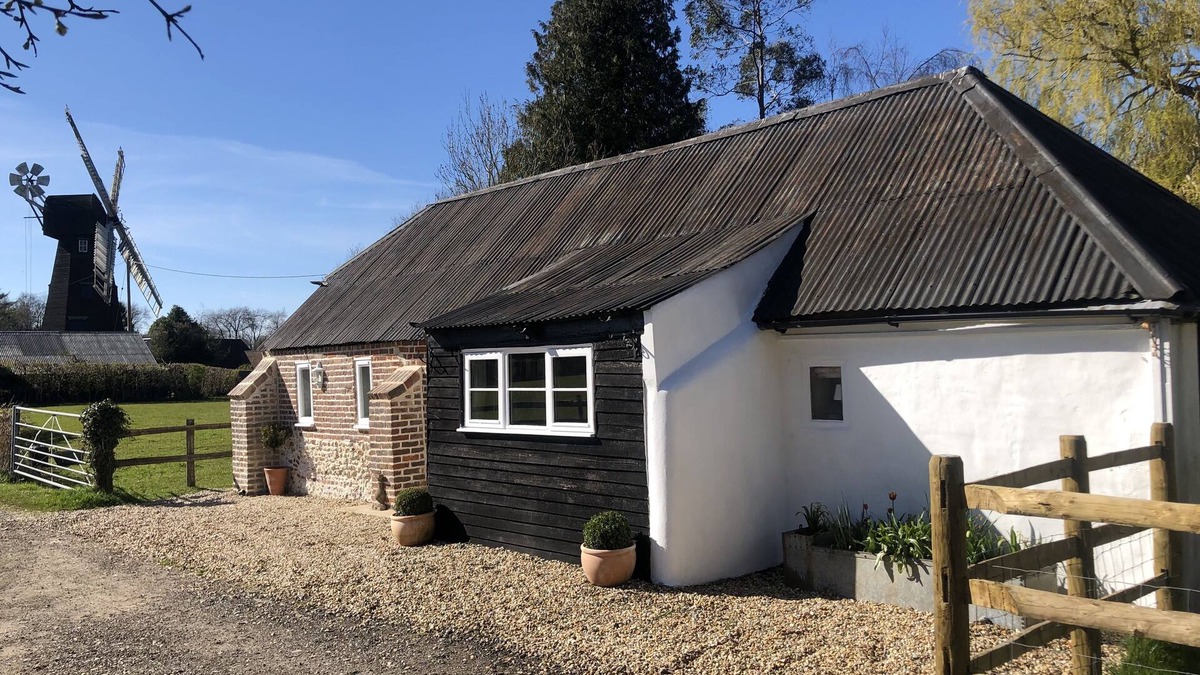 Stelling Minnis House | Tranquil grade II listed barn next to historic windmill