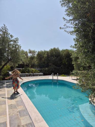Plomari House | Tranquil Haven with Private Pool