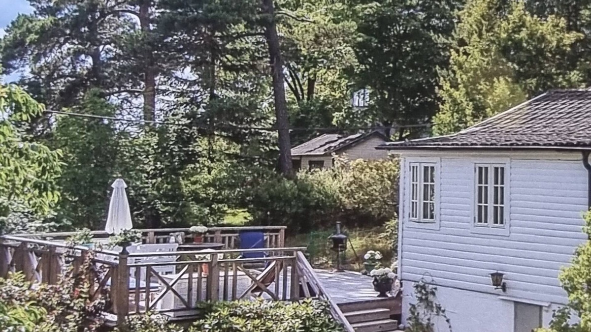 Nacka Municipality Cabin | Tranquil hillside cabin with easy access to nature & city.nStockholms län