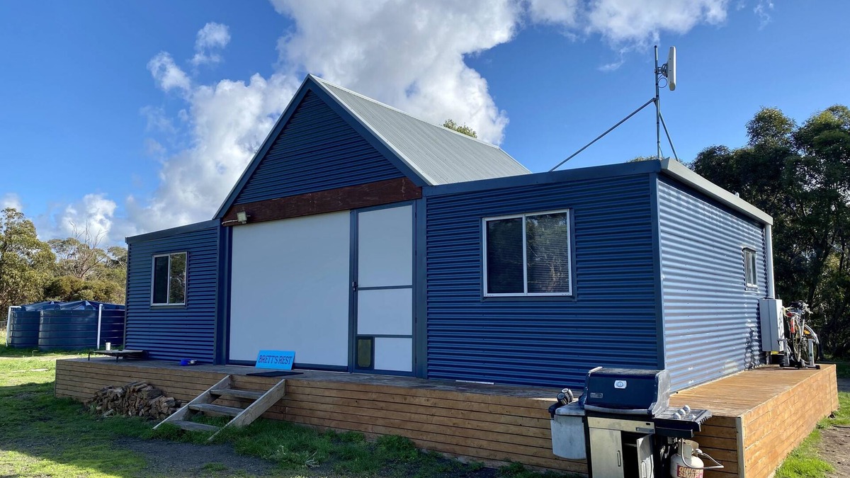 Brownlow Ki Cabin | tranquil holiday set up. close to all you facilities