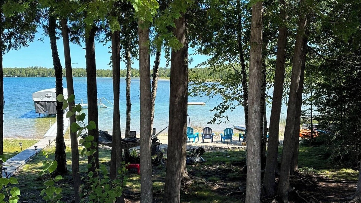 Presque Isle Cottage | Tranquil Lake Esau Cottage, Presque Isle Harbor Area. Private Community