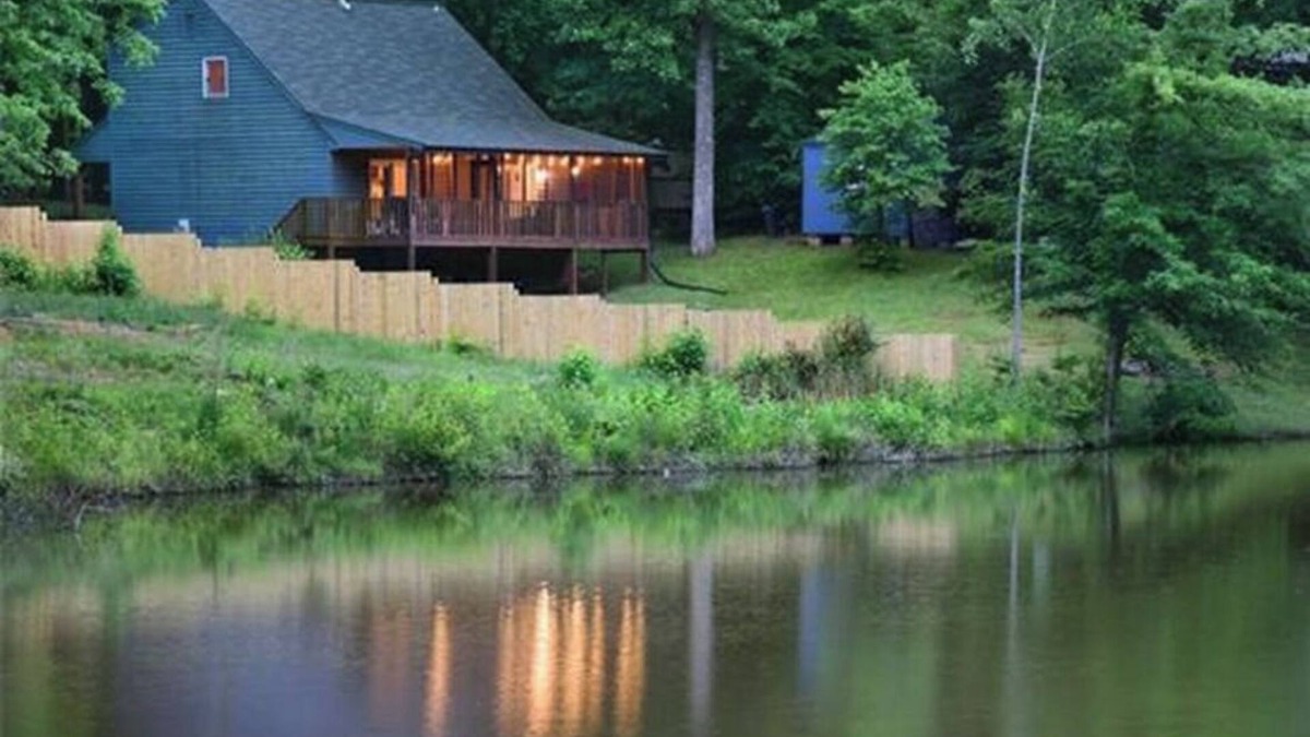 Mount Gilead House | Tranquil Lake Life Getaway @ Lake Tillery