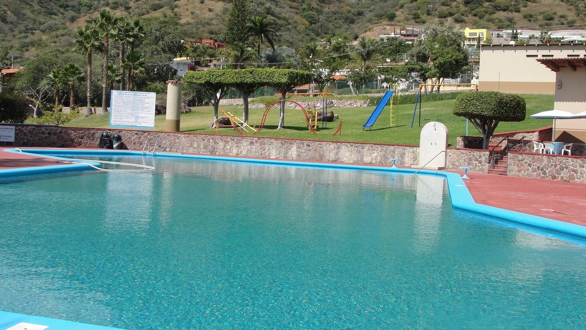 Raquet Club House | Tranquil lakeview casita
