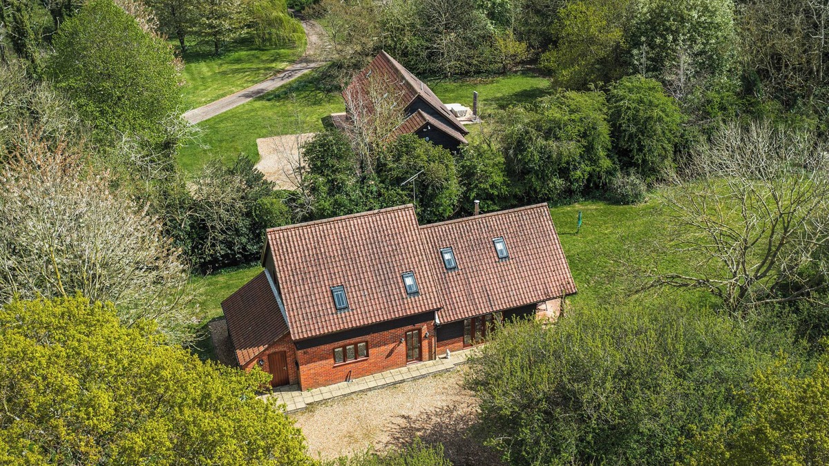 Thursford House | Tranquil Location and perfect family holiday home