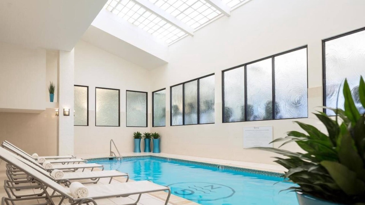 Goat Island Hotel | Tranquil Newport Getaway: Four Serene Waterview Rooms | Pets are Allowed