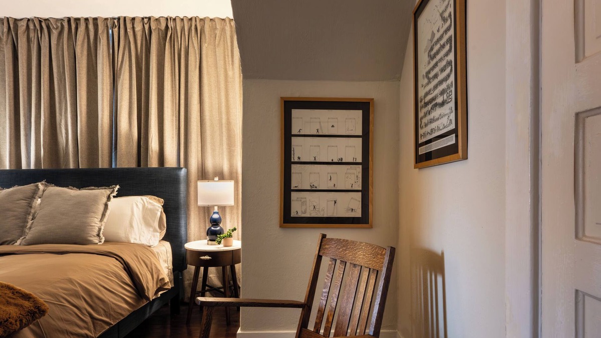 Oak Cliff Apartment | Tranquil Oasis 1-bedroom apartment with WiFi, AC in delightful Bishop Arts