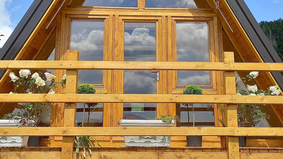 Zabljak Ski Chalet | Tranquil retreat for yoga lovers