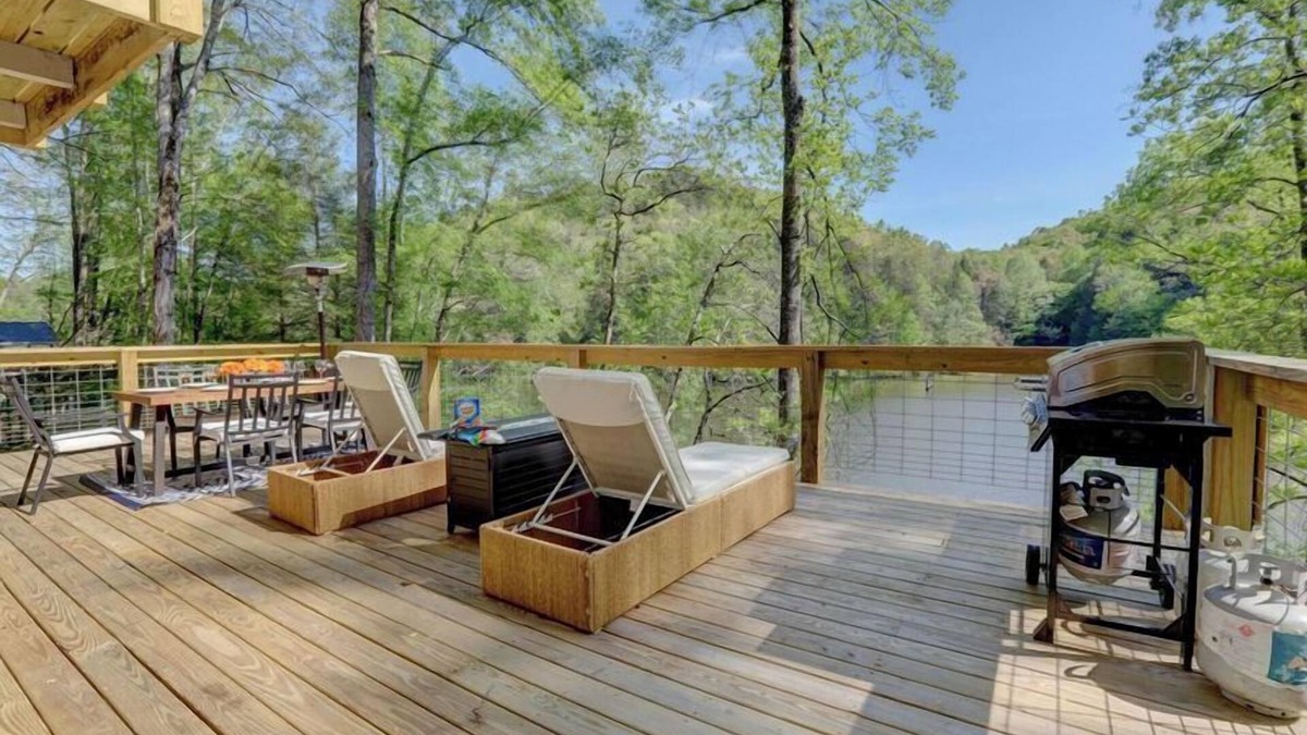 Pittsburg House | Tranquil retreat minutes to I-75 w/amazing views!