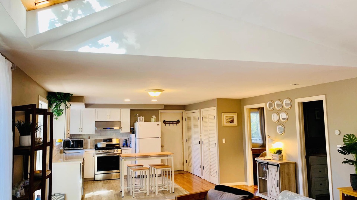 Kittery Point Cottage | Tranquil Seacoast Getaway Cottage