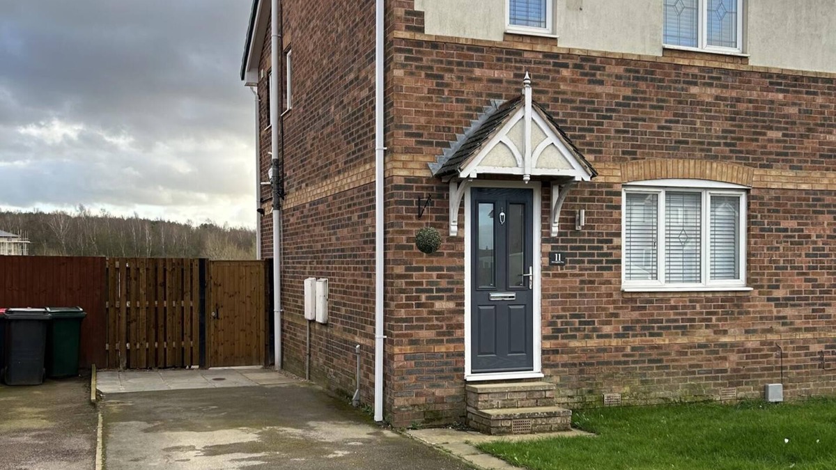 Ridgeway House | Tranquil Sheffield Retreat - 3 Bedroom House