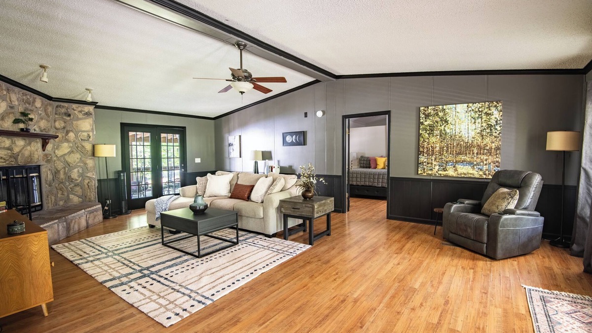 Green Pond House | Tranquil Trails – Hot Tub Porch Fenced Yard