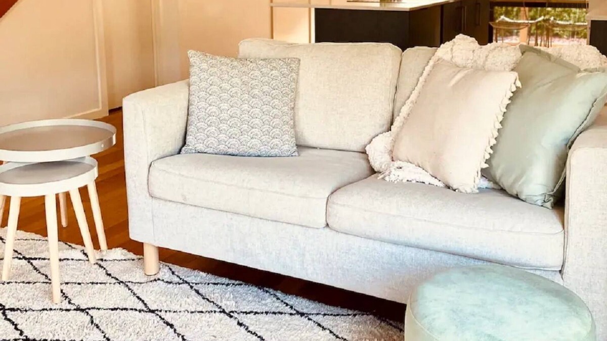 Tullamarine House | Tranquil Tullamarine 2B House, Free parking, 4mins to Airport + pet friendly!