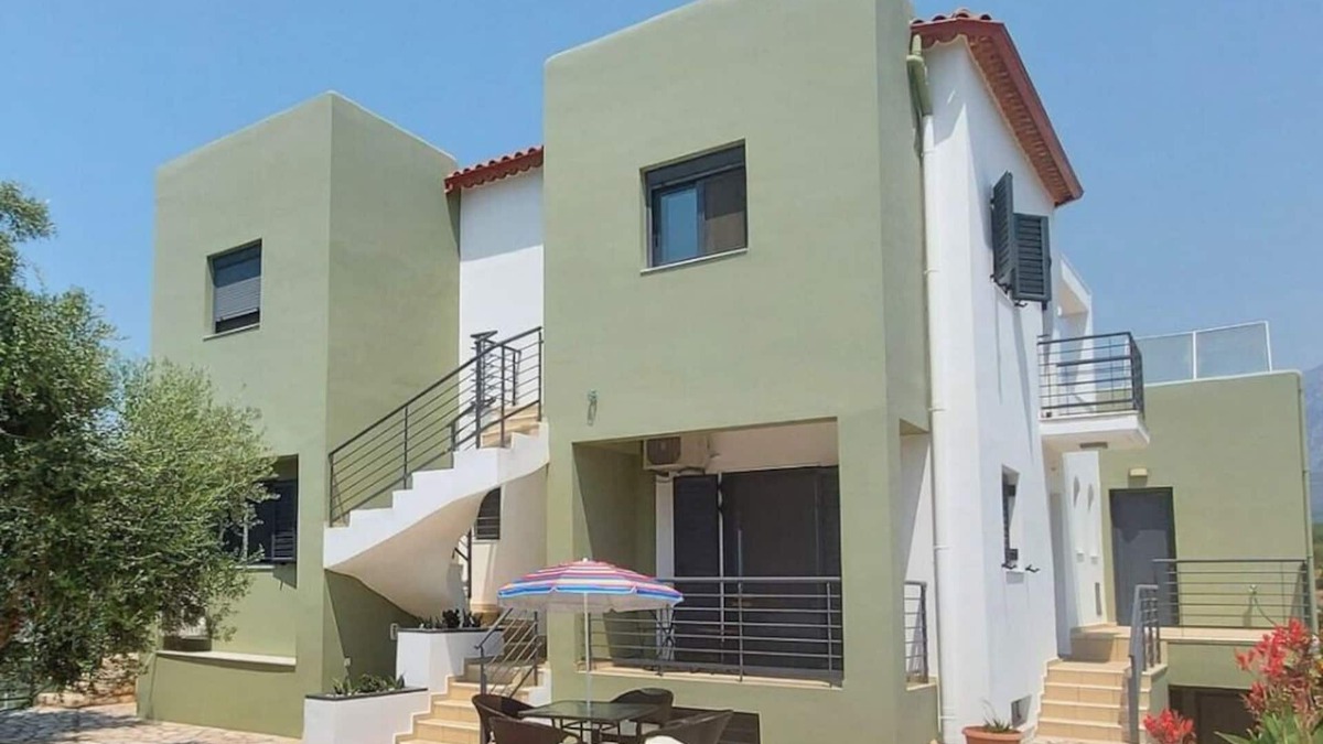 Avia Villa | Tranquil Villa with Private Pool - near Kalamata, southern Peloponnese