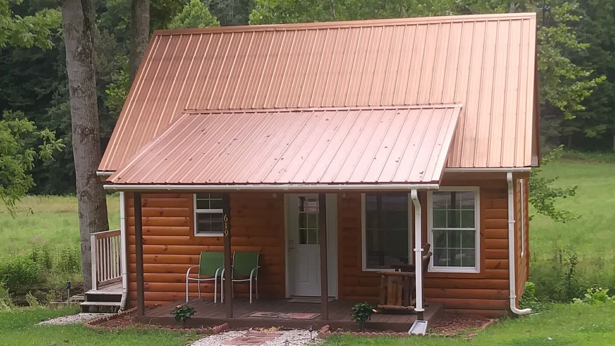 Frenchburg Cabin | Tranquil Waters Cabin. 4 person secluded rental cabin!