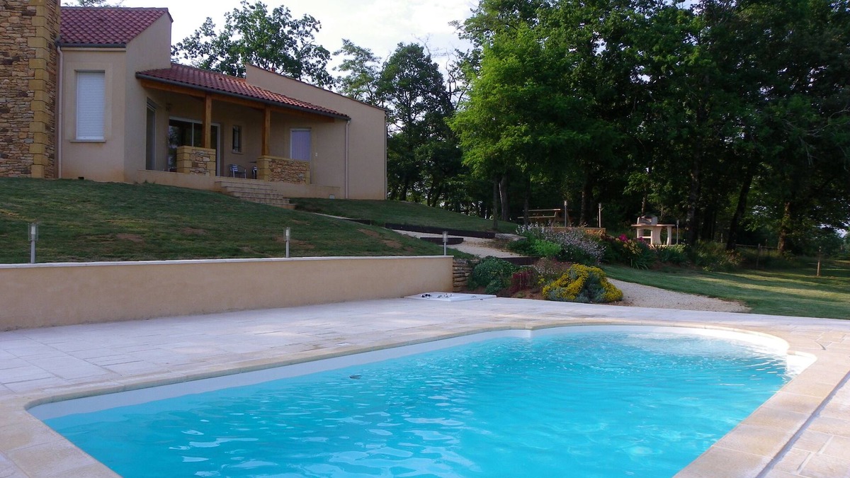 Montclera House | Tranquility and panoramic view in Montclera in the Lot and near Dordogne
