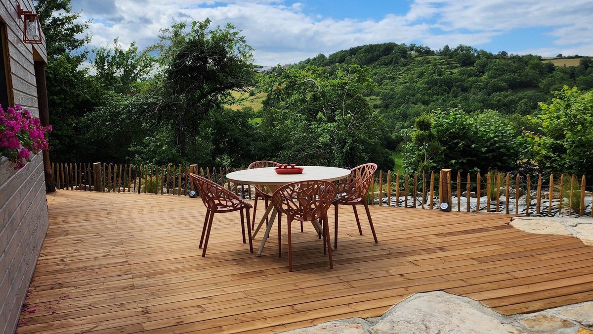 Sebrazac House | Tranquility assured in this bucolic setting overlooking the valley.