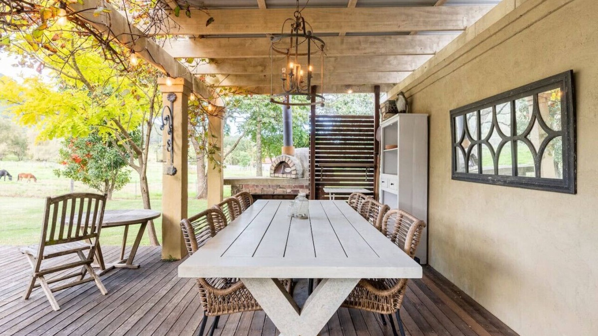 Cambewarra Cottage | "Tranquility & Comfort" - Cozy 2 Bedr. Barn Cabin