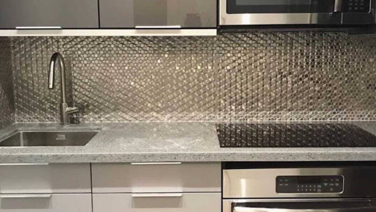 Downtown Apartment | Tranquility Hotel Suite RA, walking distance to the QPS, Ariapita Ave, & EV Zoo,