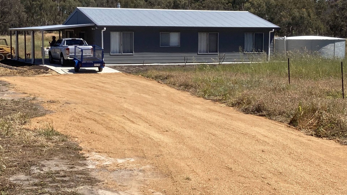 Crossman House | Tranquility on 10 acres with Hotham River on your doorstep.