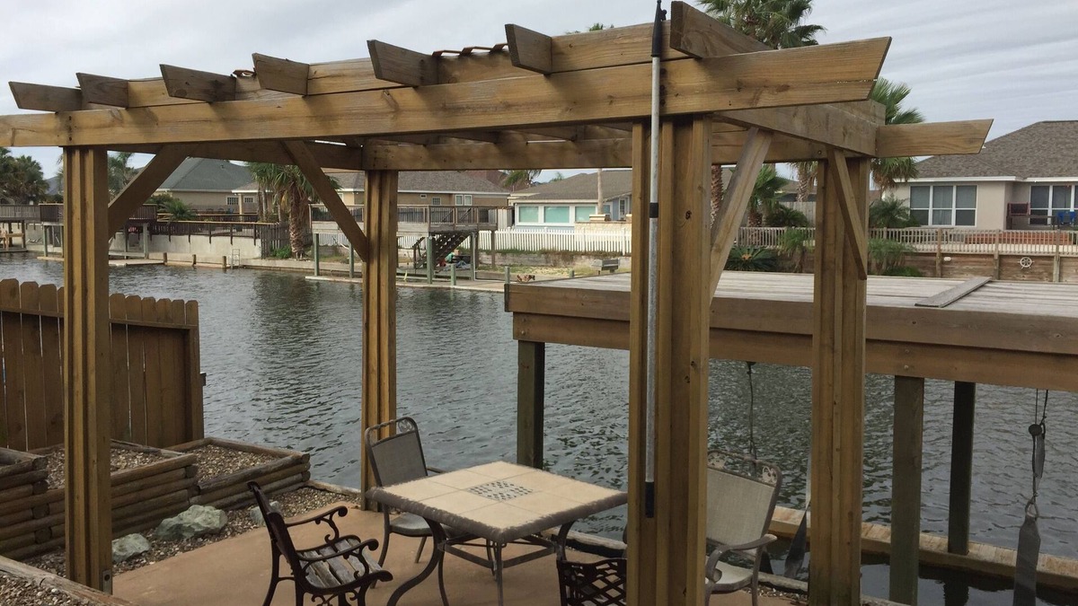 Corpus Christi House | Tranquility on the Canal, Winter Texans' Getaway