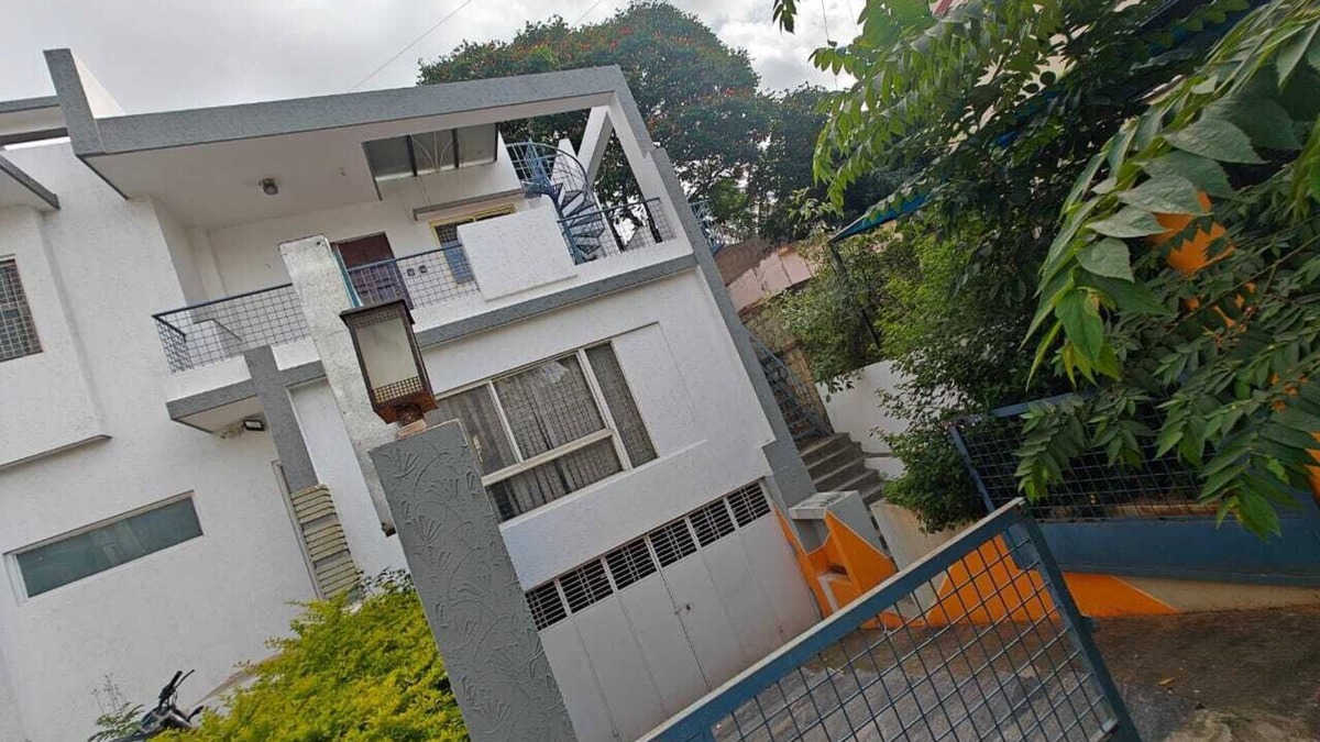Sahakar Nagar Hotel | Transit Stay