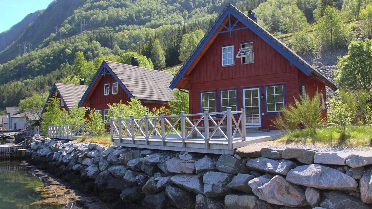 Mauranger House | Traum Ferienhaus Direkt am Maurangerfjord, Inkl. 25 PS Motorboot mit Steuerstand