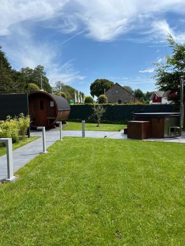 Hofen House | Traumfabrik Eifel mit Sauna & Whirlpool